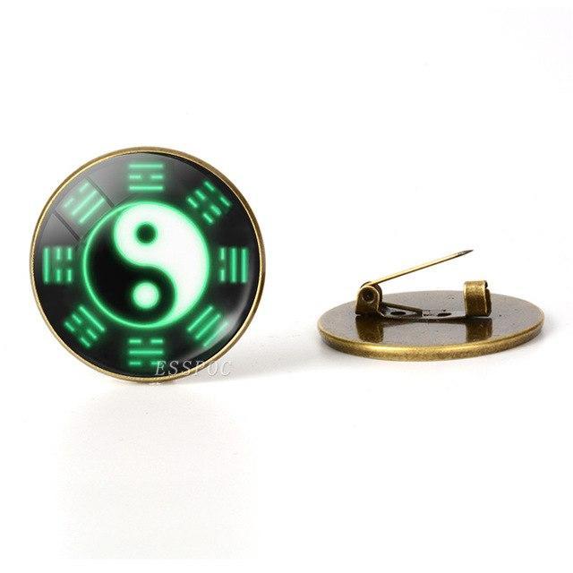 Pins Naruto (13 styles)