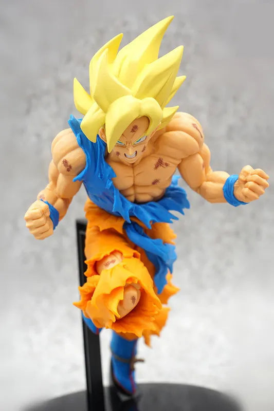 Figurine Dragon Ball Z Goku Super Saiyan 19cm