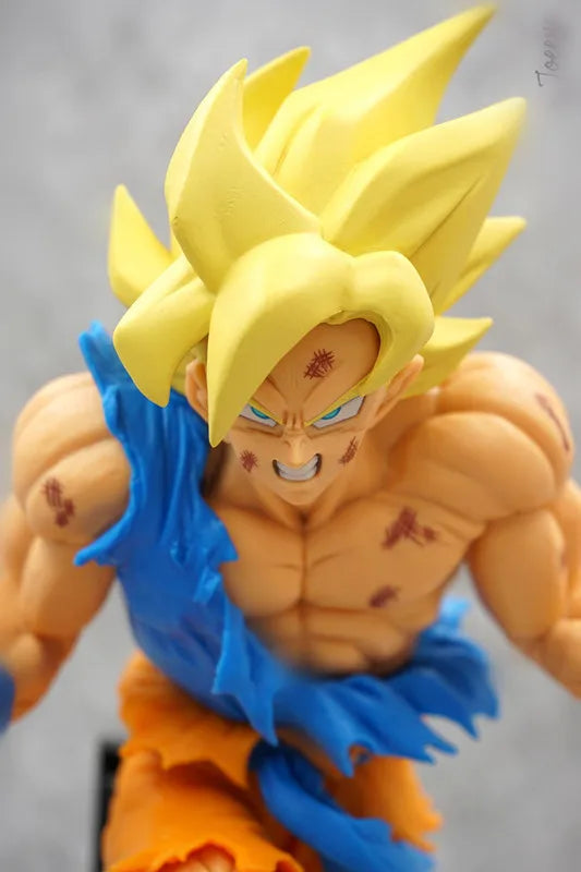 Figurine Dragon Ball Z Goku Super Saiyan 19cm
