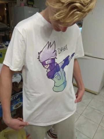 Kakashi Supreme DAB Weiß Beflocktes T-Shirt für Erwachsene, Herren und Damen, kurzärmelig, Manga Naruto