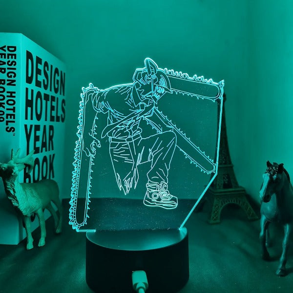 Lampada uomo motosega